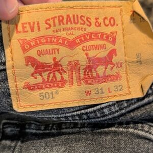 Levi's Men's Dark Gray Straight Jeans